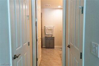 Building Photo - 14888 Edgewater Cir