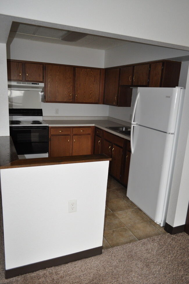 Cocina amplia - Henry Hill Apartments