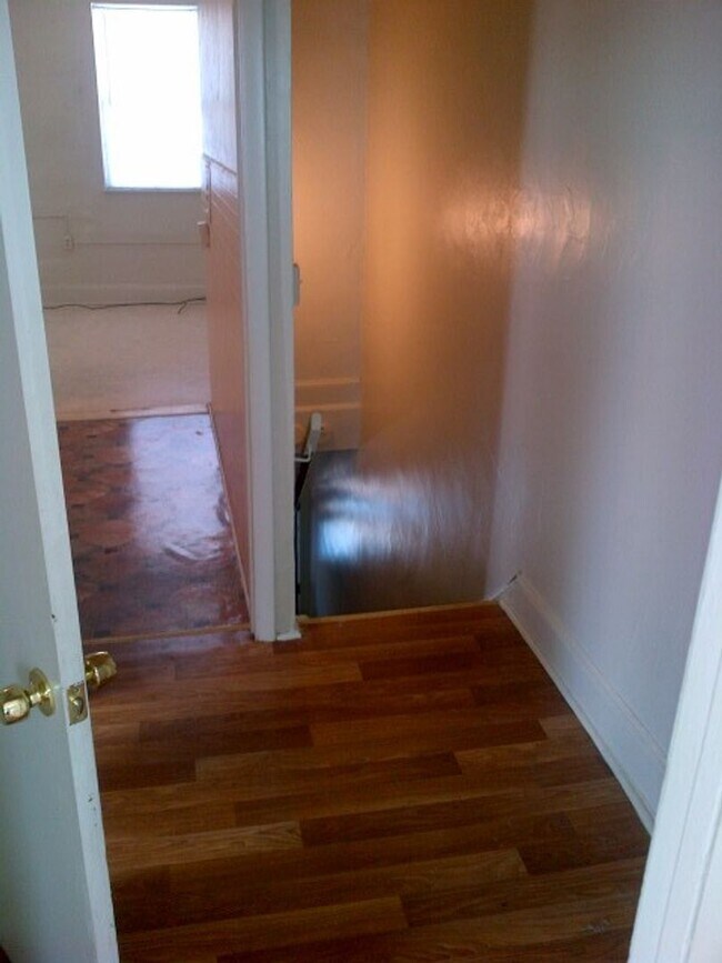 Foto del edificio - 1153 E. PASSYUNK AVE.