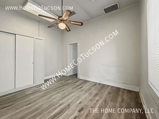 Foto del edificio - 529 S. Main-