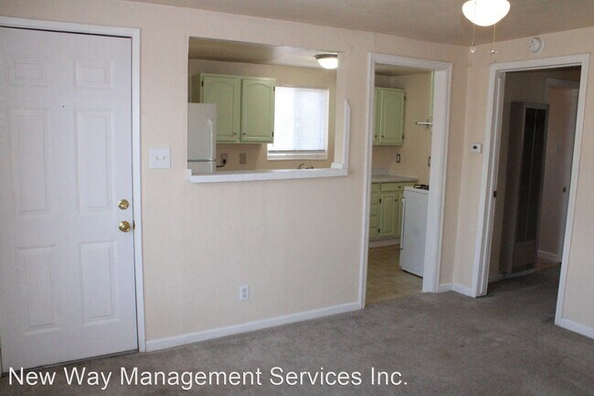 Foto del edificio - 1 br, 1 bath House - 46 1/2 E. 6th Street