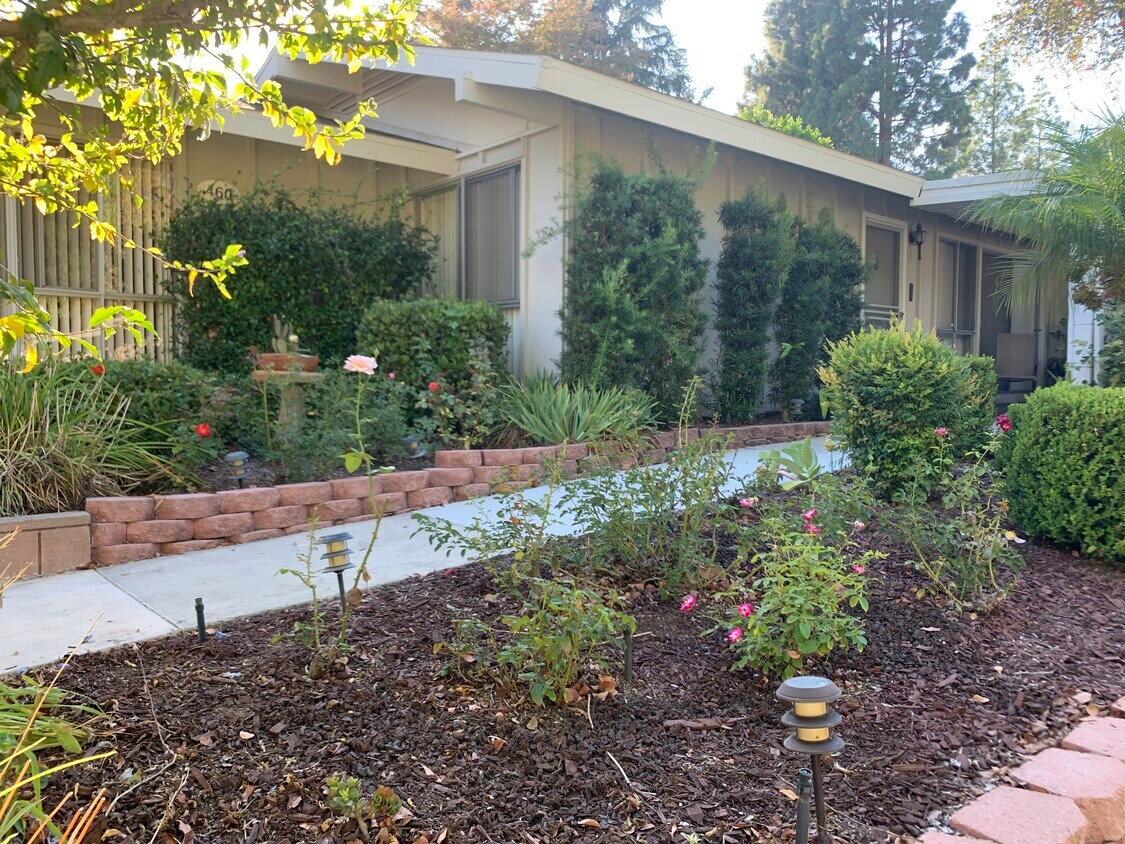 460 Avenida Sevilla Unit B, Laguna Woods, CA 92637 Condo for Rent in Laguna Woods, CA