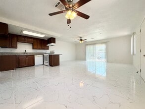 Building Photo - 68210 Cll Las Tiendas