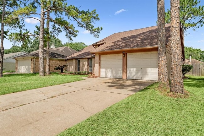 Building Photo - 7019 Yardley Dr