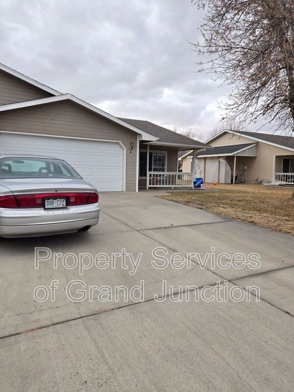 Photo - 517-518 29 3/8 Rd Apartment