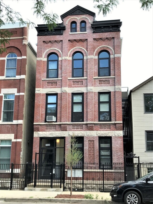 Primary Photo - 1144 W 17th St