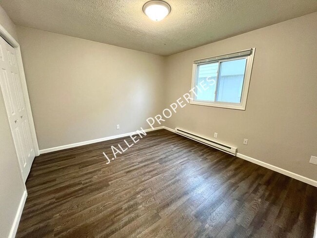 Building Photo - 111 Gold Strike Dr