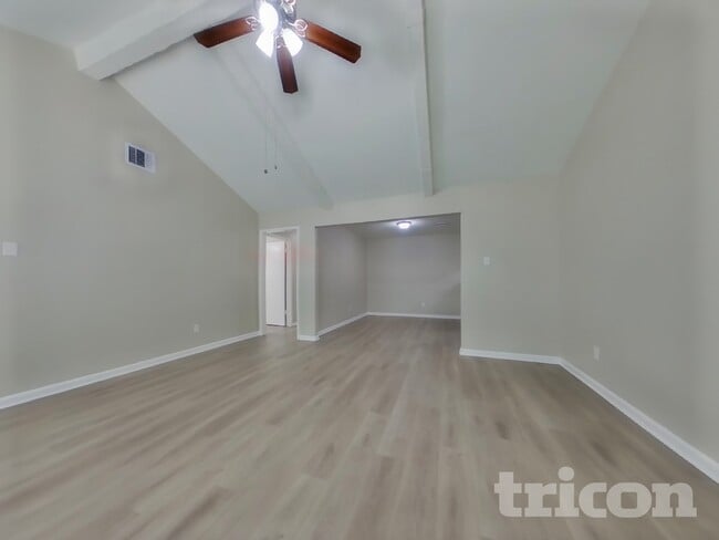 Building Photo - 10406 Kirkwren Dr