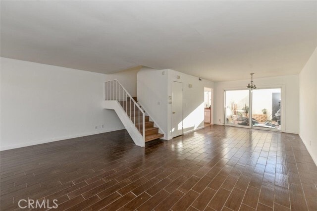 Foto del edificio - 2057 Dacian Dr S