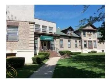 Building Photo - 423 E Irwin St