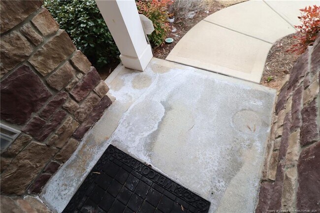 Building Photo - 1133 Timbercut Dr