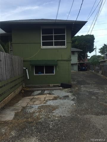 Primary Photo - 2239 Lokelani St