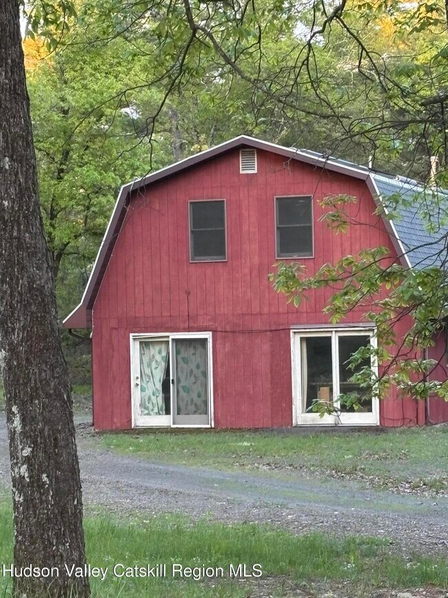 Foto del edificio - 150 Baker Rd