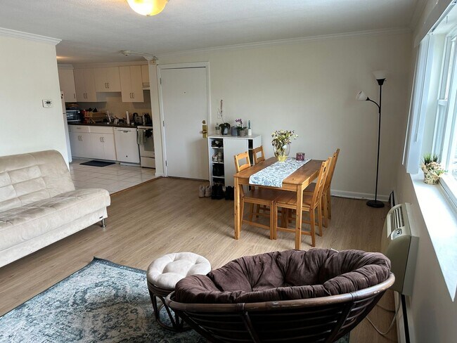 Foto del edificio - New Allston Listing!!