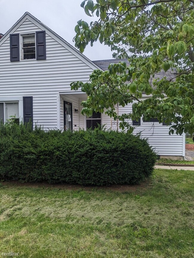 Building Photo - 4 br, 2 bath House - 4010 Merrimac Ave