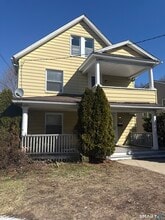 Building Photo - 7 Gardners Ln