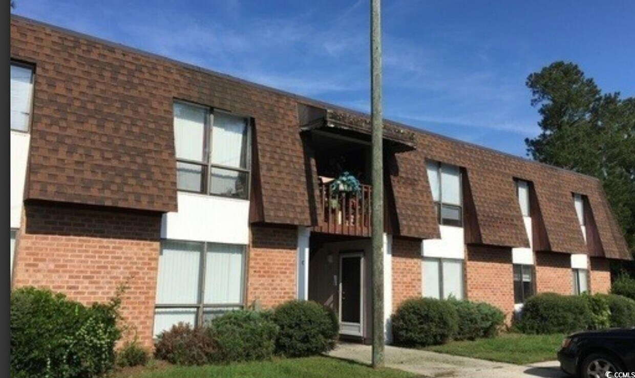 Foto principal - 615 Carter Ln