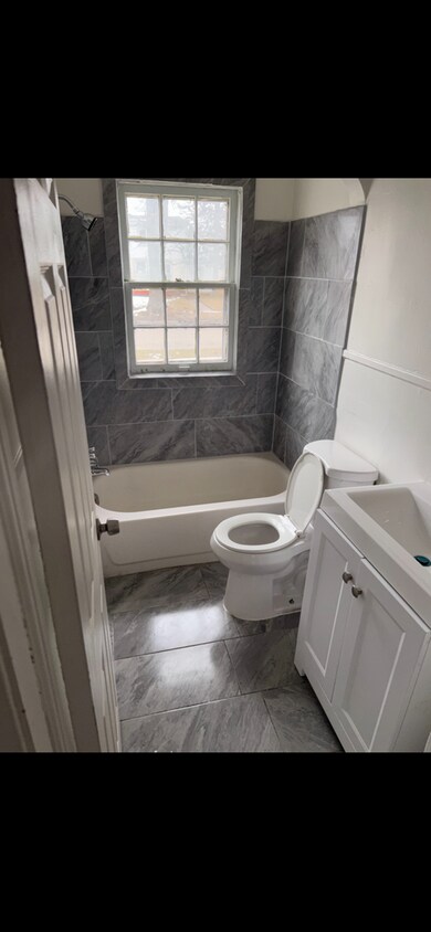 Foto del edificio - 2 bedroom/ 1 bathroom Detroit's Westside D...