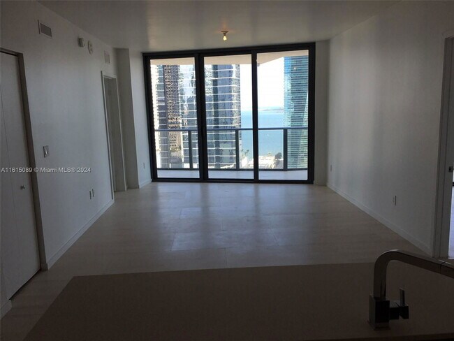 Building Photo - 1300 S Miami Ave