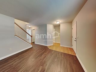 Building Photo - 638 Ellen Dr