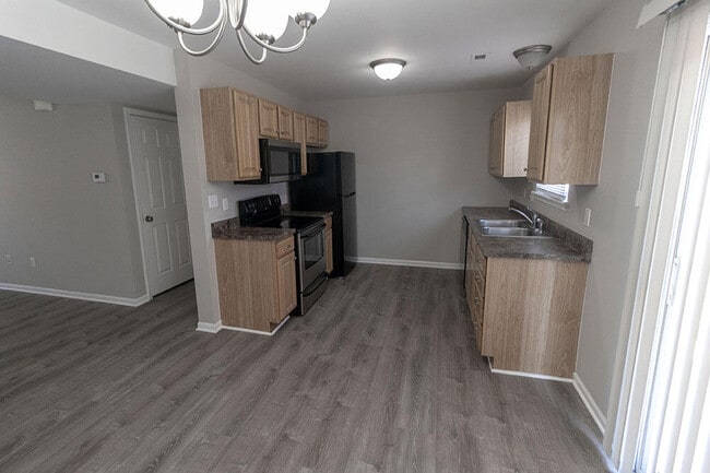 Building Photo - 4014 Arctic Fox Dr