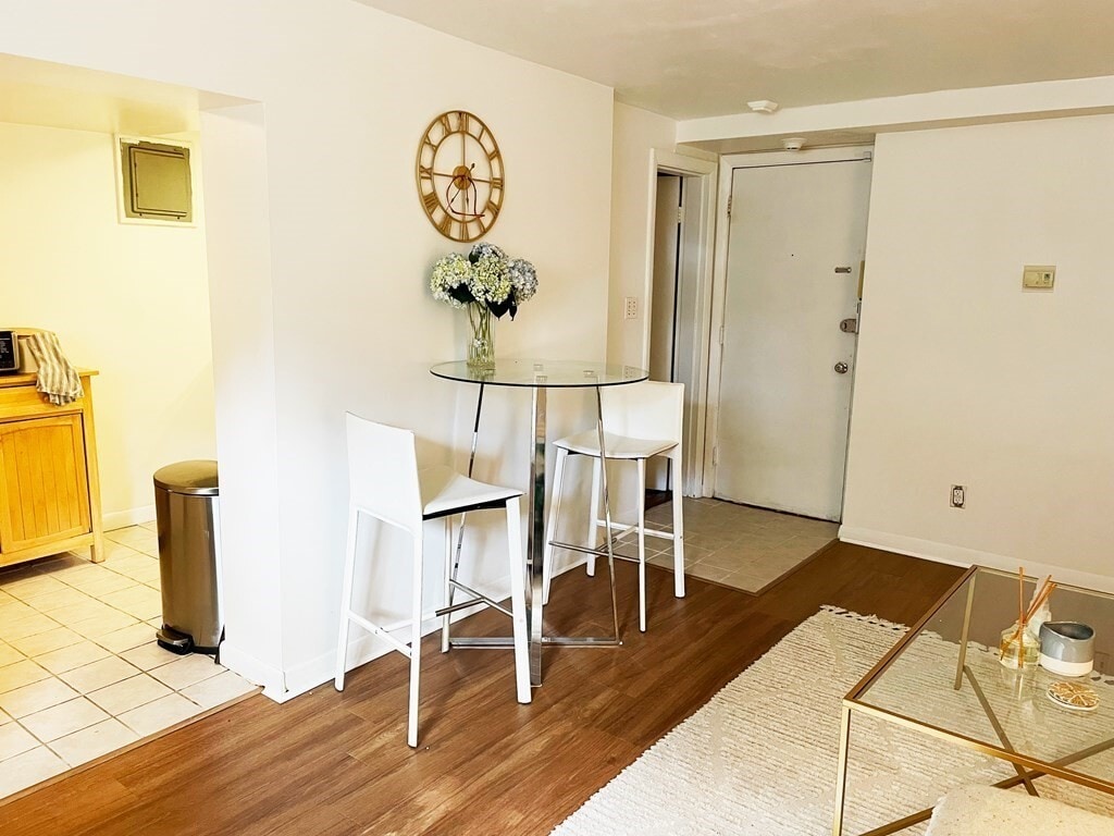 Foto del edificio - 30 Kinross Rd