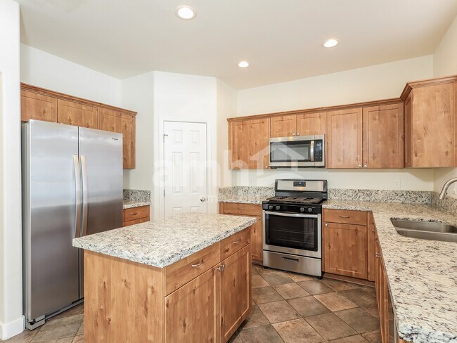 Foto del edificio - 2712 Ineisa Ct