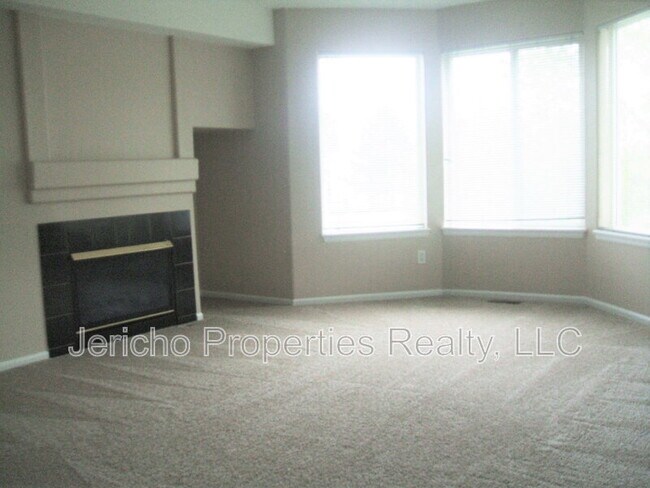 Photo - 4236 E 119th Pl Townhome