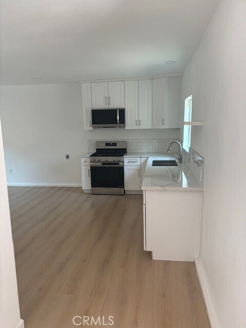 Foto del edificio - 719 Circle City Dr