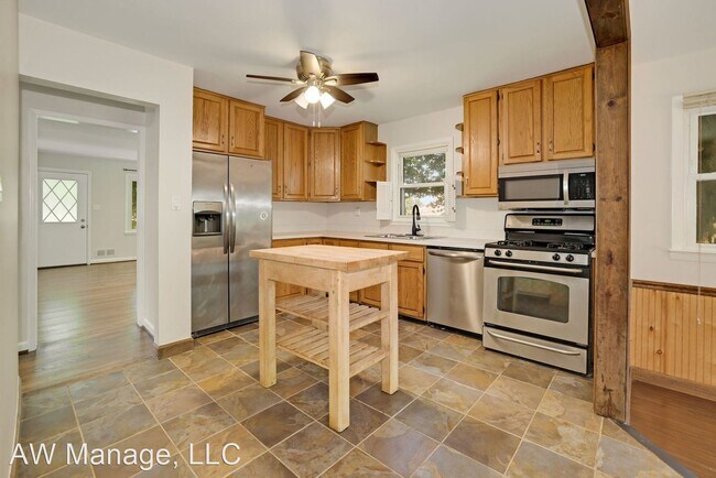 Building Photo - 3 br, 2 bath House - 3009 Blueford Rd