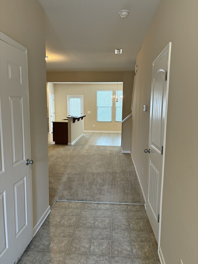 Foto del edificio - 3605 Landshire View Lane