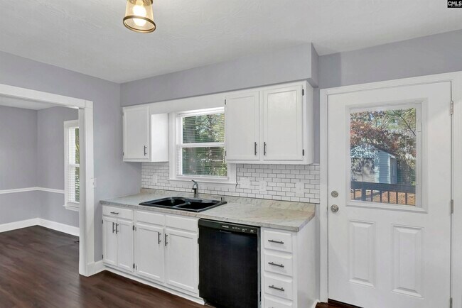 Foto del edificio - 101 Windridge Rd