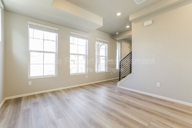 Photo - 1200 Sugarloaf Ln House