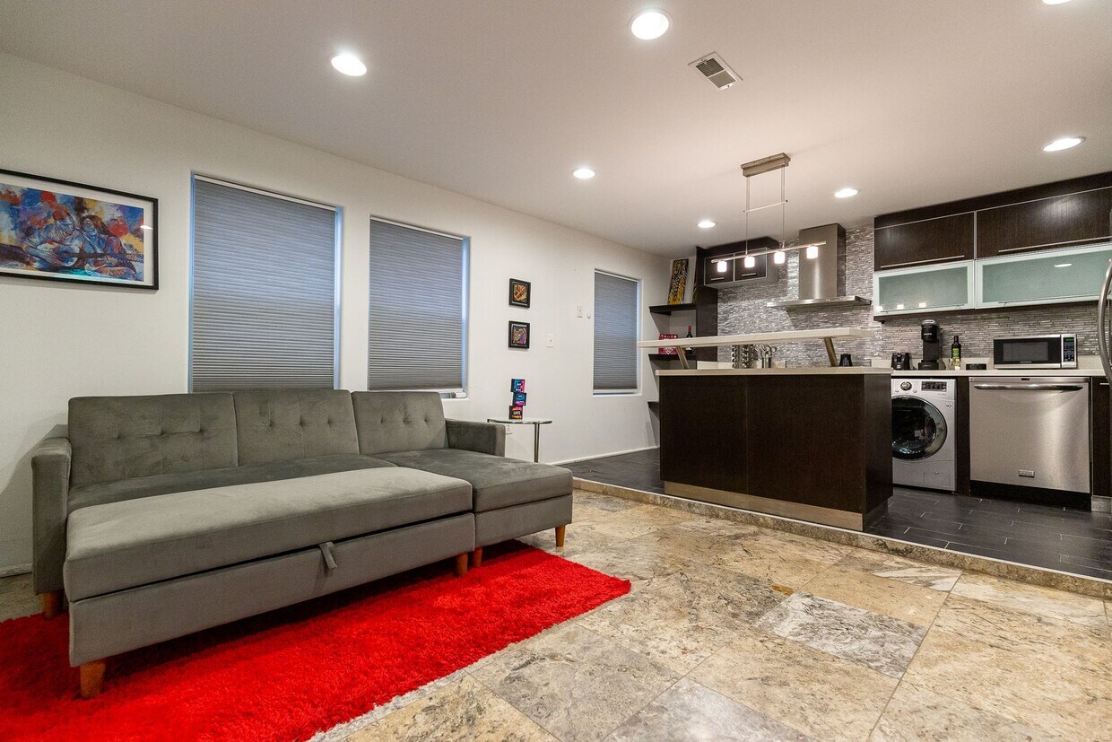 1220 Holbrook Terrace NE, Washington, DC 20002 Condo for Rent in