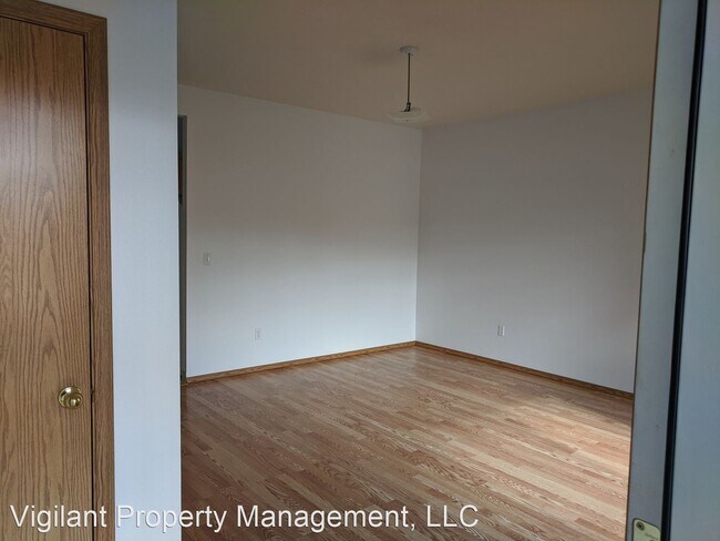 Foto del edificio - 3 br, 2 bath House - 12422 NE 19TH ST
