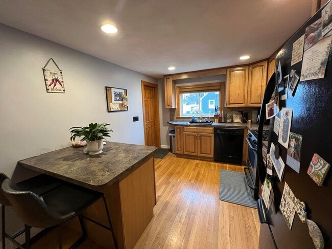 Foto del edificio - 34 Grandview Ave