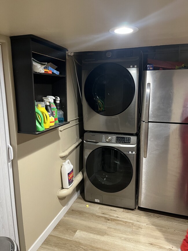 Photo - 1633 S Julian Way House