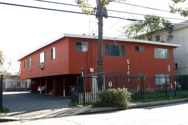 Foto del edificio - 5149 Cartwright Ave
