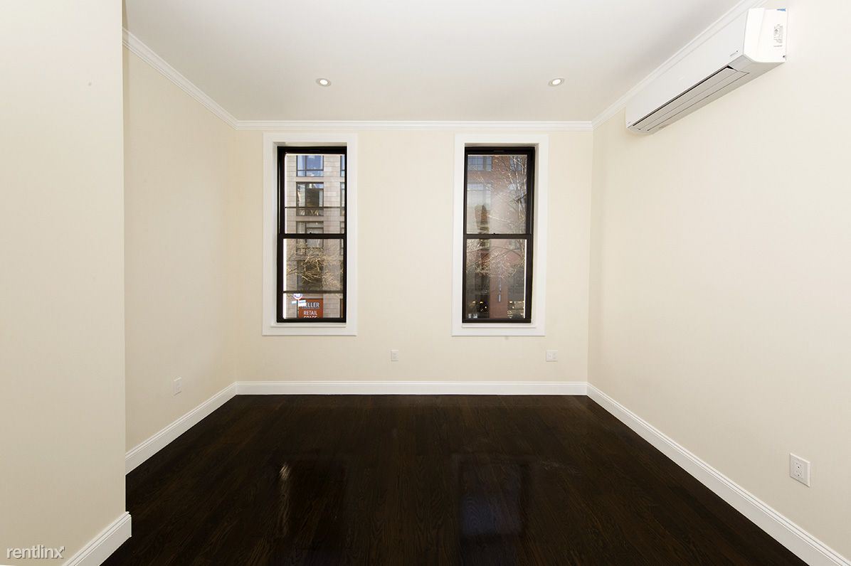 Primary Photo - 102 Bedford Ave