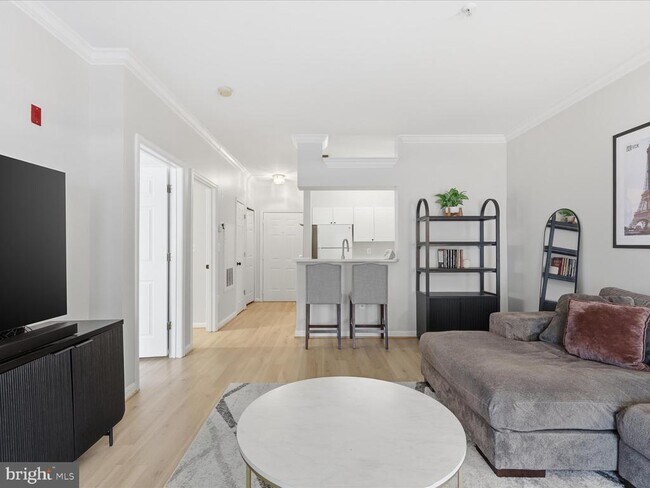 Foto del edificio - 4560 Strutfield Ln