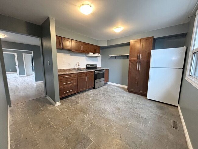 Photo du bâtiment - 518 Cannon St E