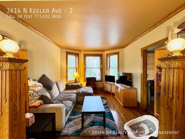 Building Photo - 3614 N Keeler Ave