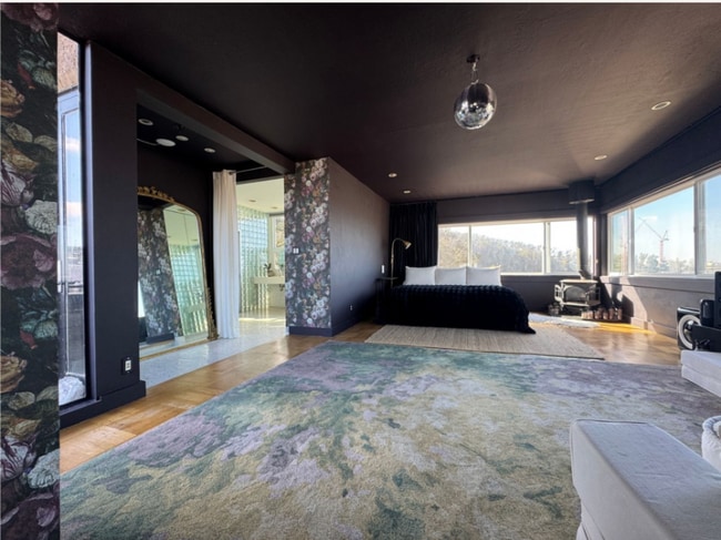 Building Photo - 28 Twin Peaks Blvd