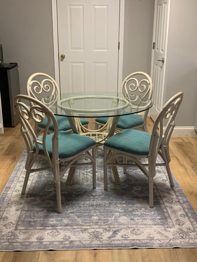 Cocina pequeña - 37526 River Springs Rd