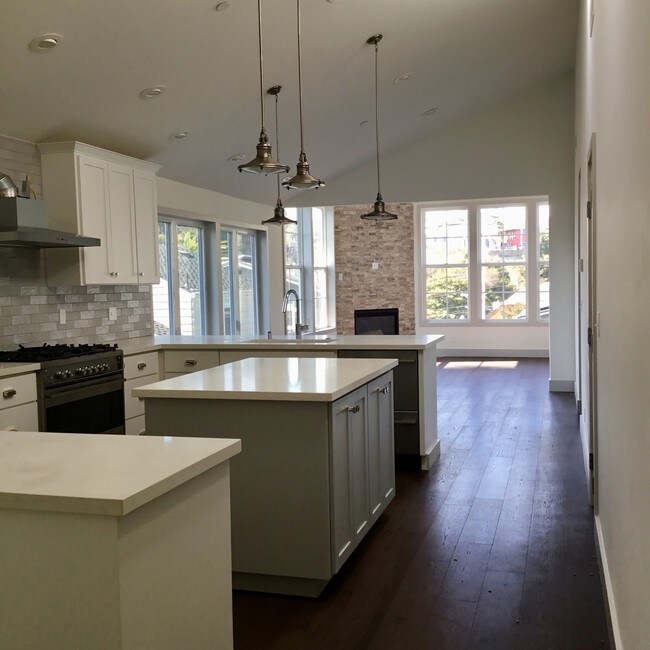 Plano de planta abierto en la cocina - 503 Capitola Ave