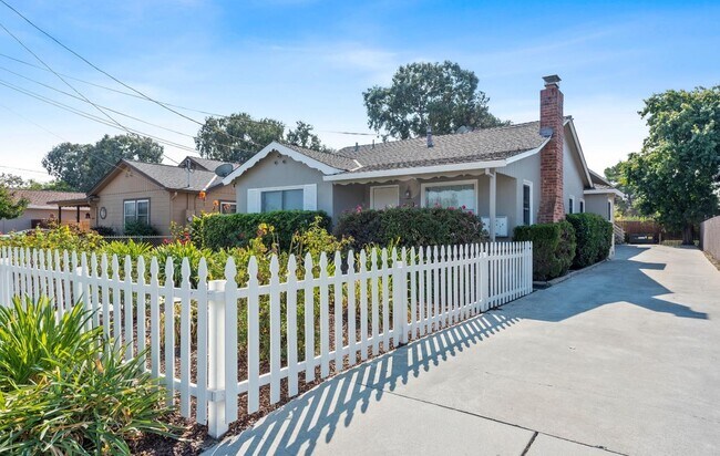 Building Photo - 4224 Cheeney St