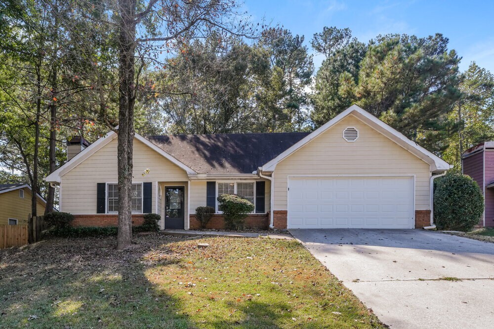Foto principal - 1589 Cherry Hill Rd SW