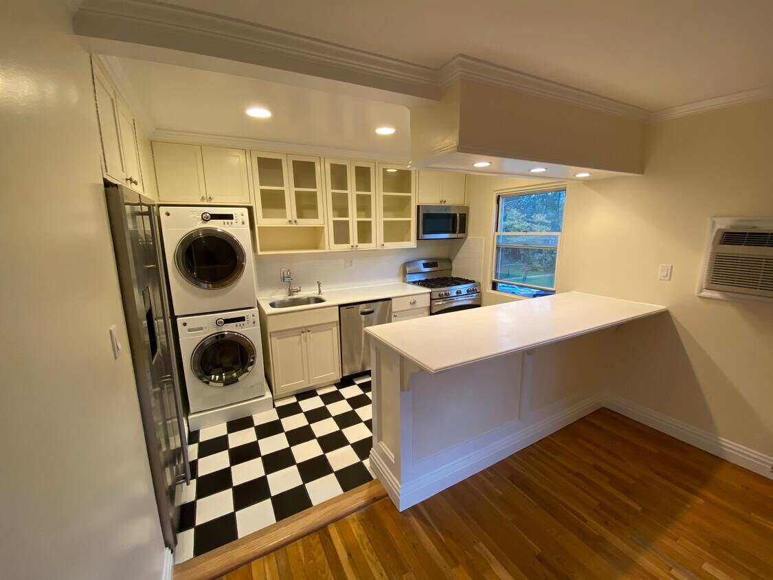 300 Forest Ave Unit 2, Westfield, NJ 07090 Condo for Rent in