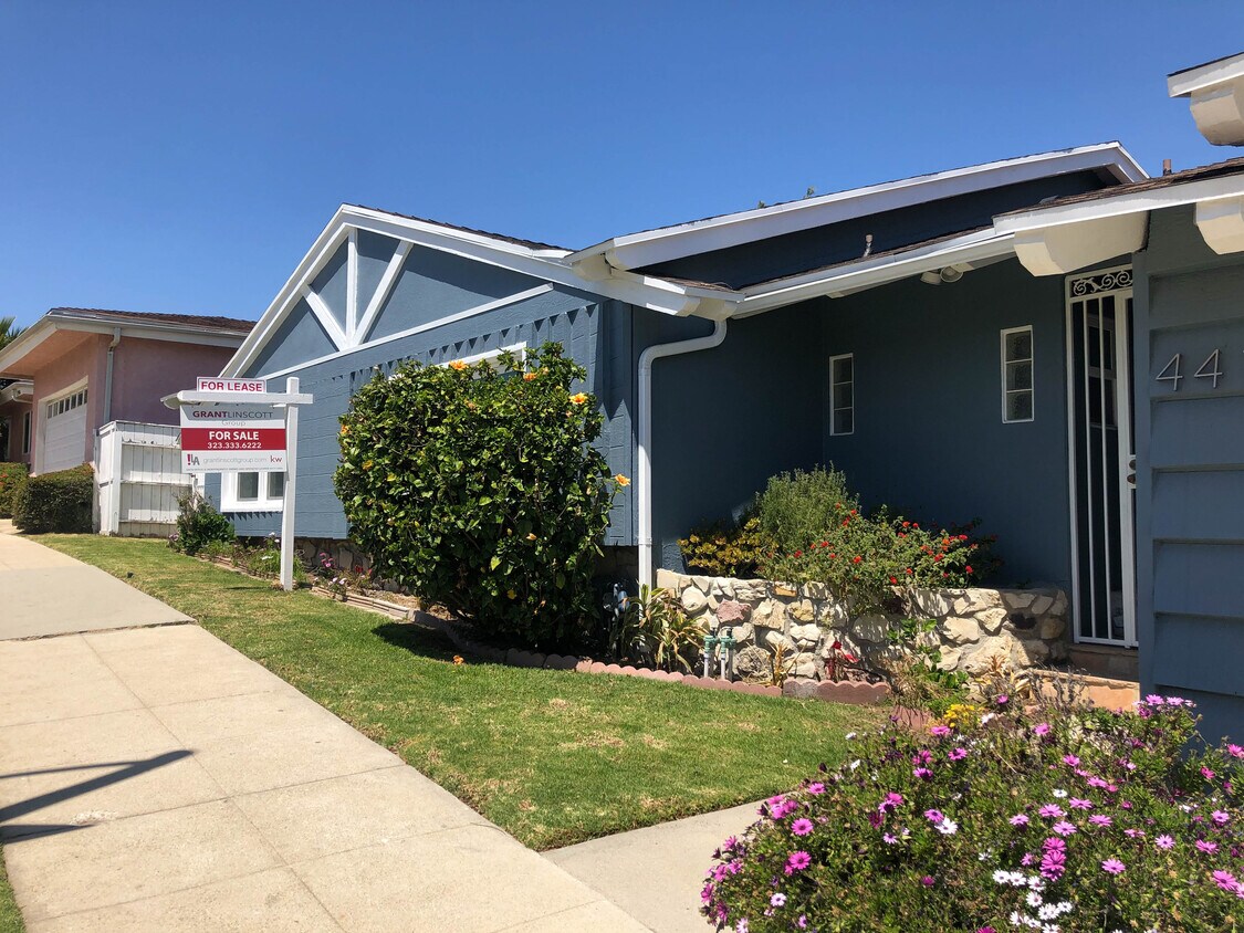 Primary Photo - 4413 Don Felipe Dr