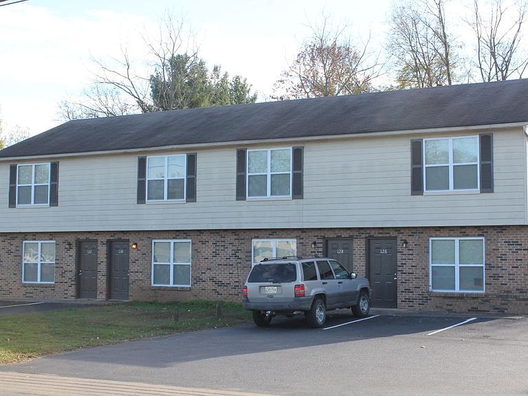Primary Photo - 126 E Northfield Blvd